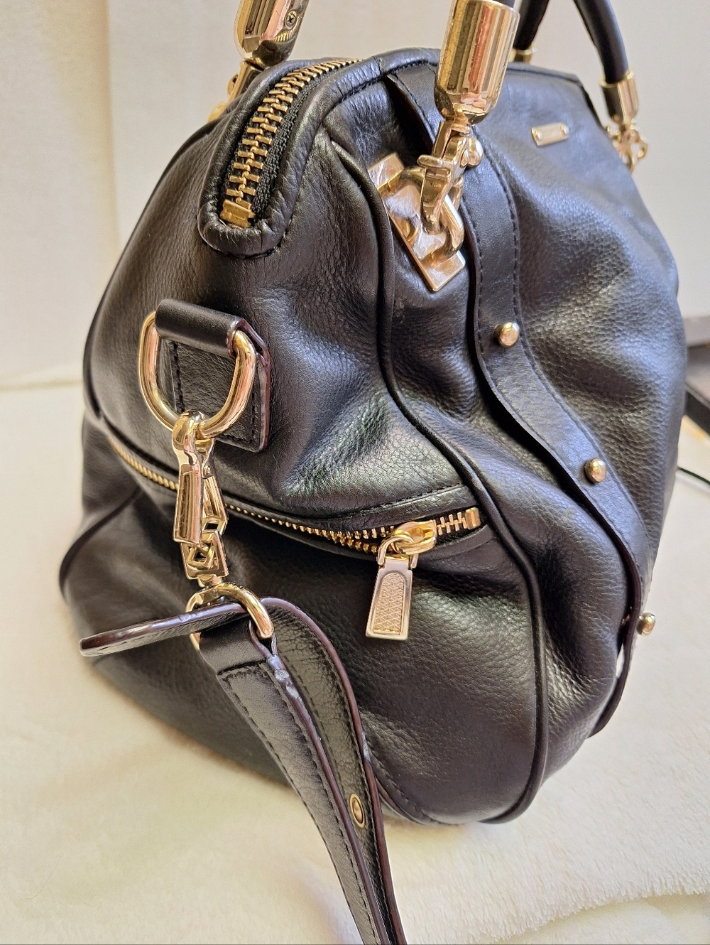 Rebecca Minkoff Cupid Satchel Black Pebbled Leather Gold Studded Bag VGUC - Picture 7 of 15